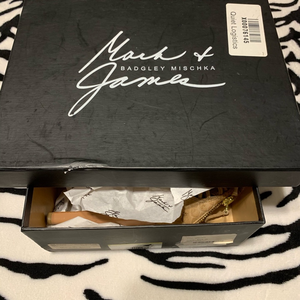 Badgley Mischka Maren Tanlea strappy 4 inch heels - Picture 11 of 12